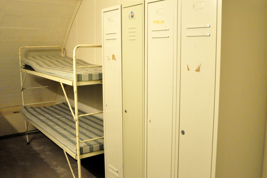 Regierungsbunker klein 72